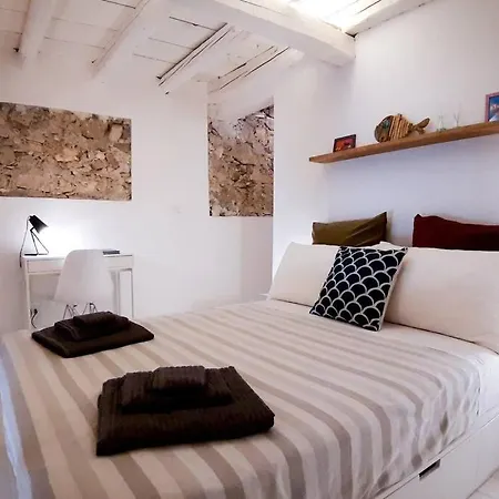 Grey Apartment *